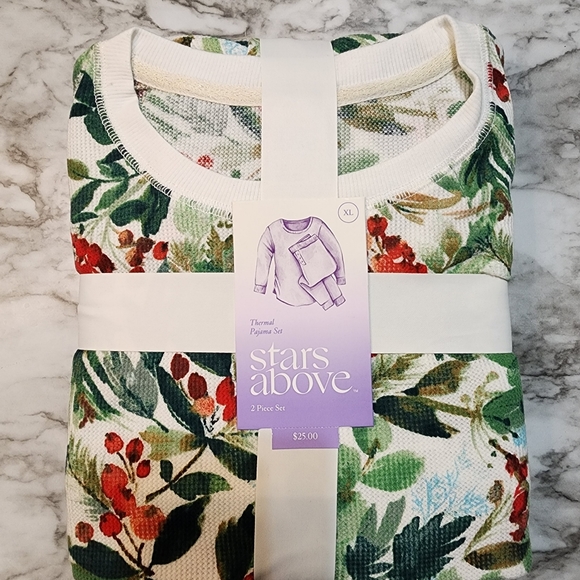 NWT Women's Thermal 2 piece Holly Berry Thermal Pajamas Size XL - Picture 7 of 16